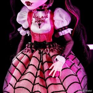 Meet your Posher, Helena